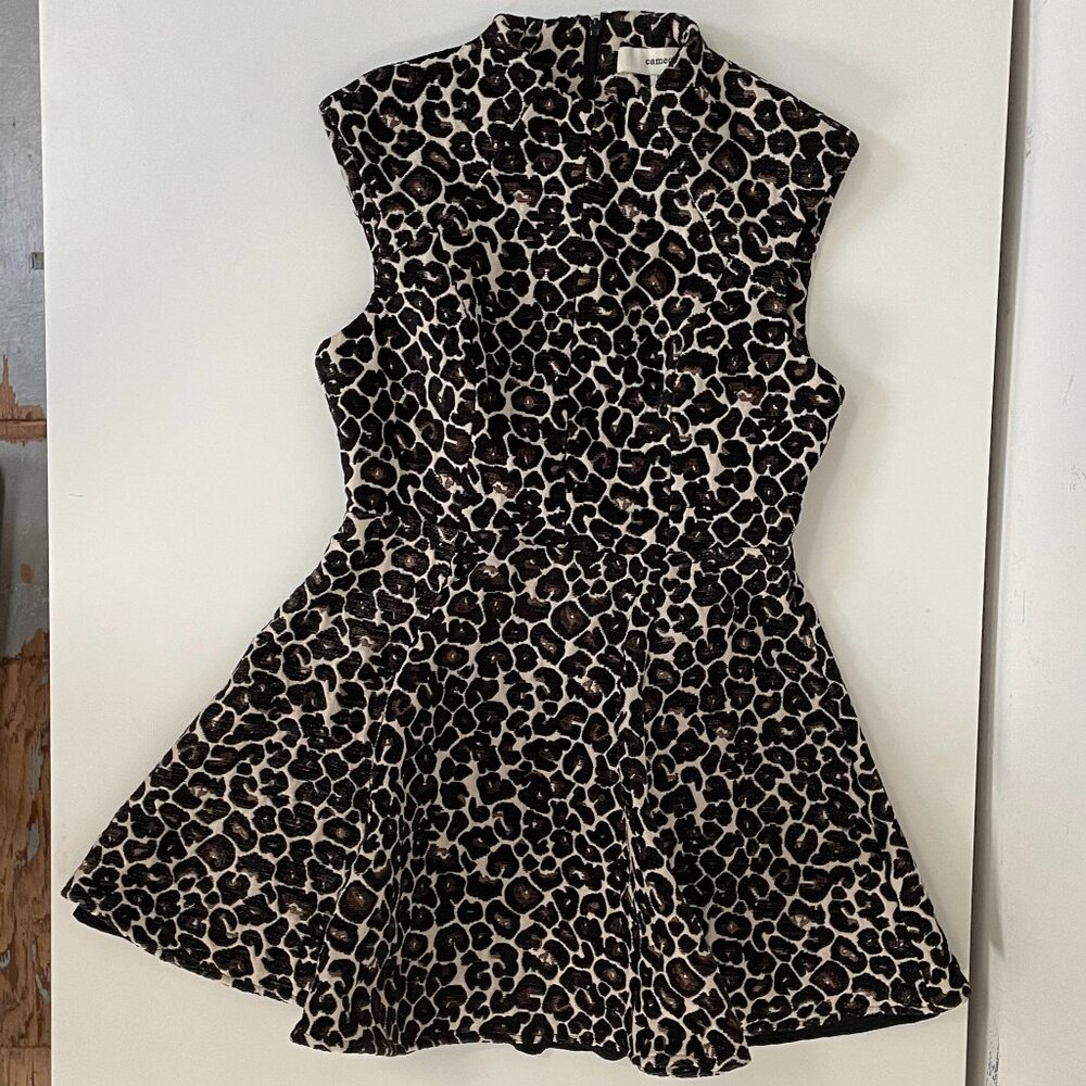 Cameo Leopard Print Dress – Textured Fit & Flare, Women’s Size M